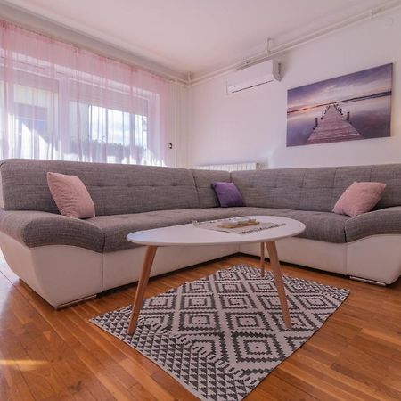 Apartman Monte Grande Pula Exterior foto