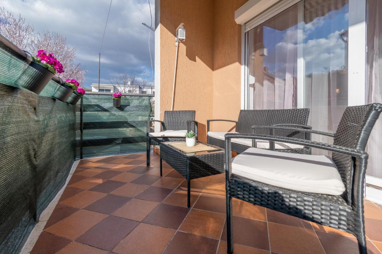 Apartman Monte Grande Pula Exterior foto